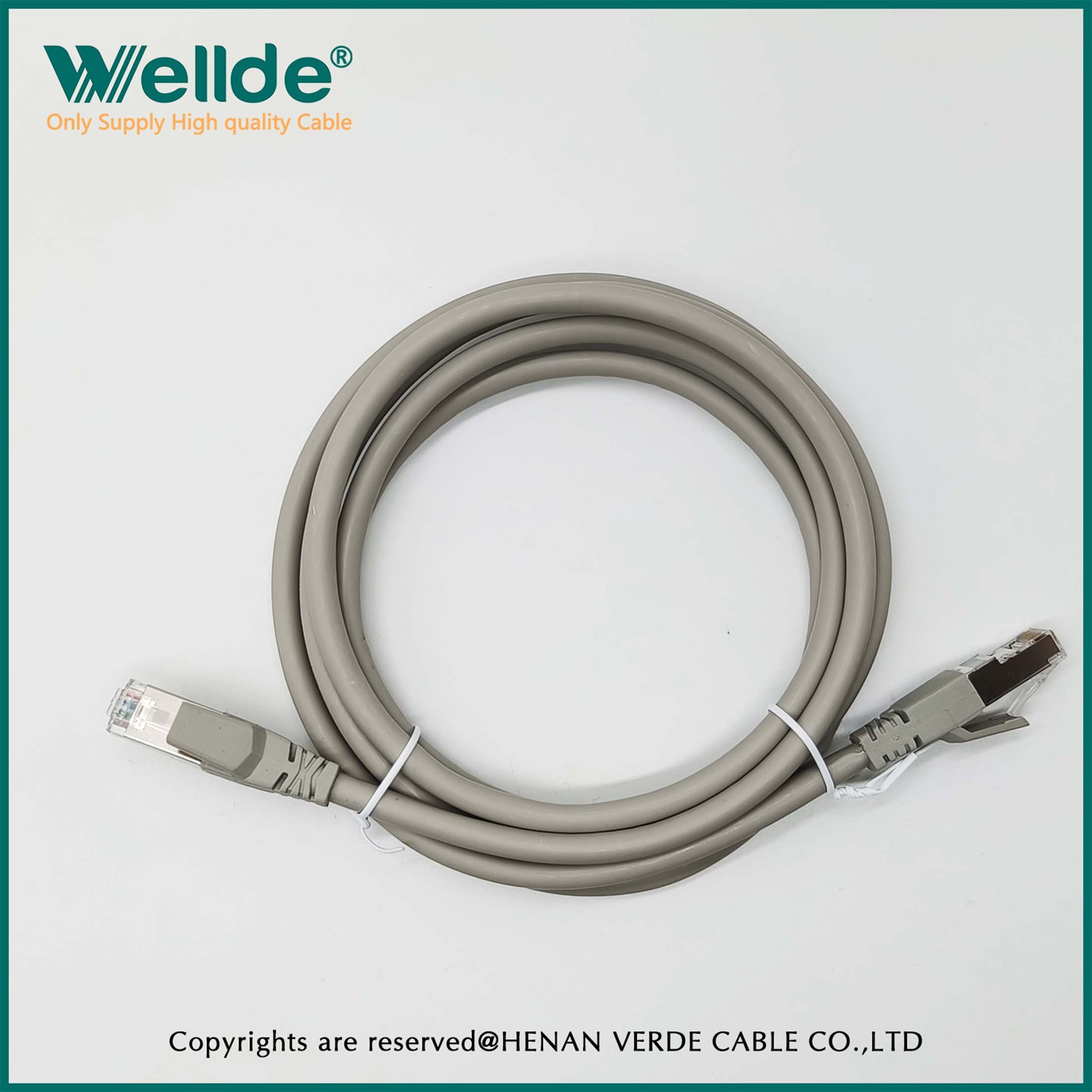 Cable de connexió AWG24 50µ Cat6A Cable de xarxa gris